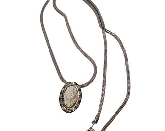 Vintage Celluloid And Rhinestone Small Pendant Necklace (A6341)