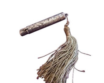 Antique Sterling Victorian Pushup Lipstick And Tassel (A9905)