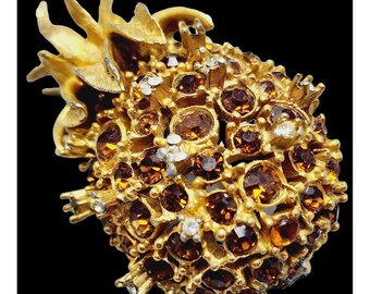 Vintage Beautiful Rhinestone Pineapple  Attributed To Alice Caviness (A1117)