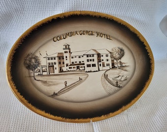 Vintage 1960s Columbia Gorge Hotel Souvenir Platter Signed G.L. Hooton