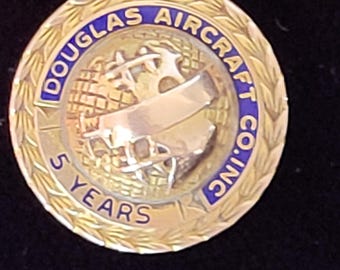 Vintage Douglas Aircraft 5-Year Service Pin: 1/10 12KT Gold Robbins