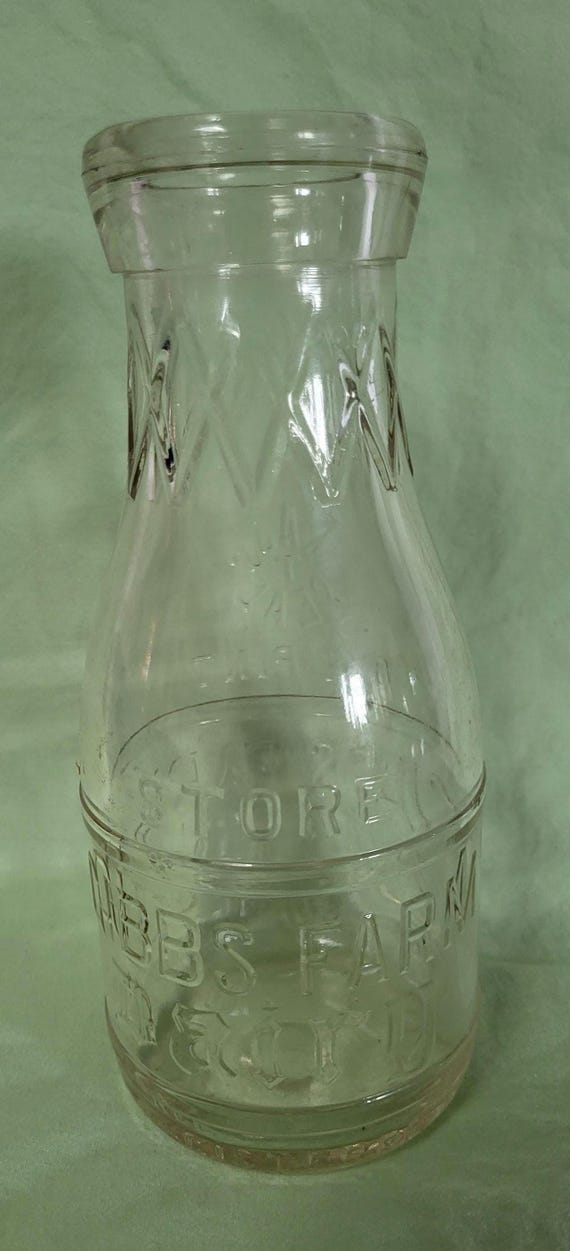 Quarter Pint Milk Bottle Produce Dairy Toronto (JEF) Quarter Pint Milk Bottle Produce Dairy Toronto (JEF)
