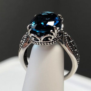 #194 GENUINE LONDON BLUE TOPAZ 925 STERLING SILVER ART DECO STYLE RING SIZE 6