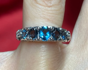 Bague topaze de Londres naturelle taille 7,5 / Argent sterling massif / Pierre bleue de Londres, filigrane victorien de l'époque géorgienne [En stock] Modèle n° 19