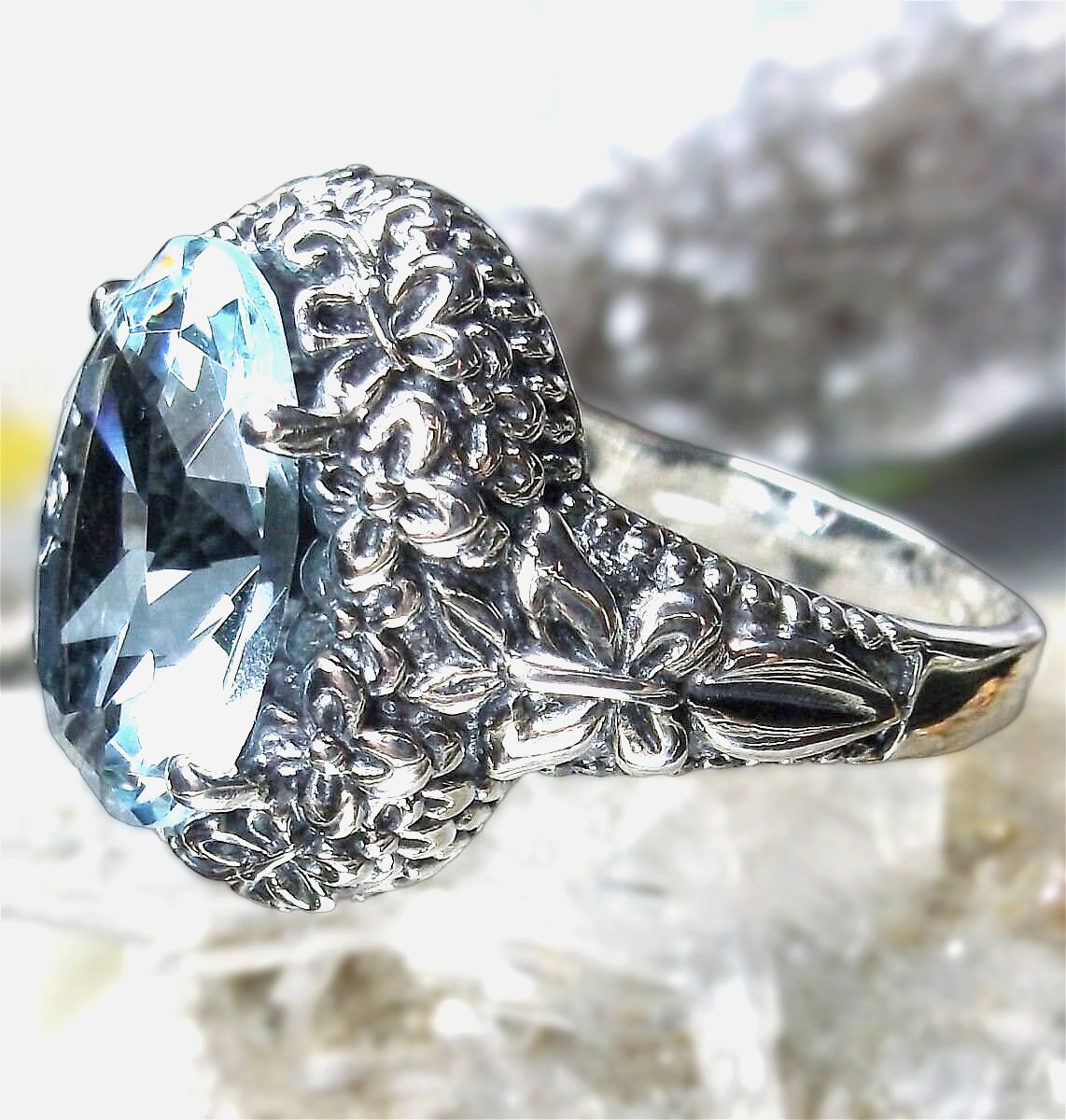 Anello Con Acquamarina, Gemma Sciolta Da 4,26 Carati, Ovale E Non Montata In Vendita Su - Foto 8