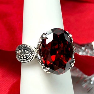 Rode granaatring | Sterlingzilver (kies 6 kt ovale CZ of natuurlijke edelsteen) Dragon Gothic Claw Filigraan [Made To Order] Design #133