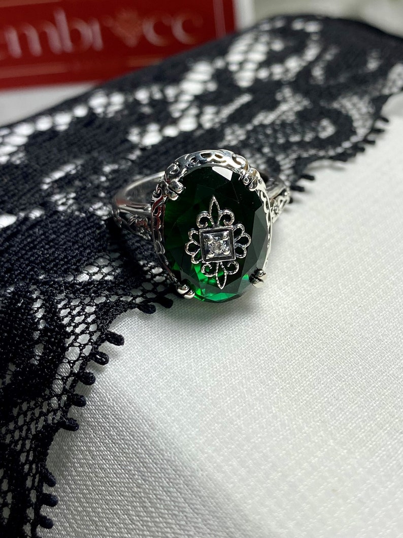 Emerald Green Ring/ Sterling Silver/ Embellished Gem CZ Etsy