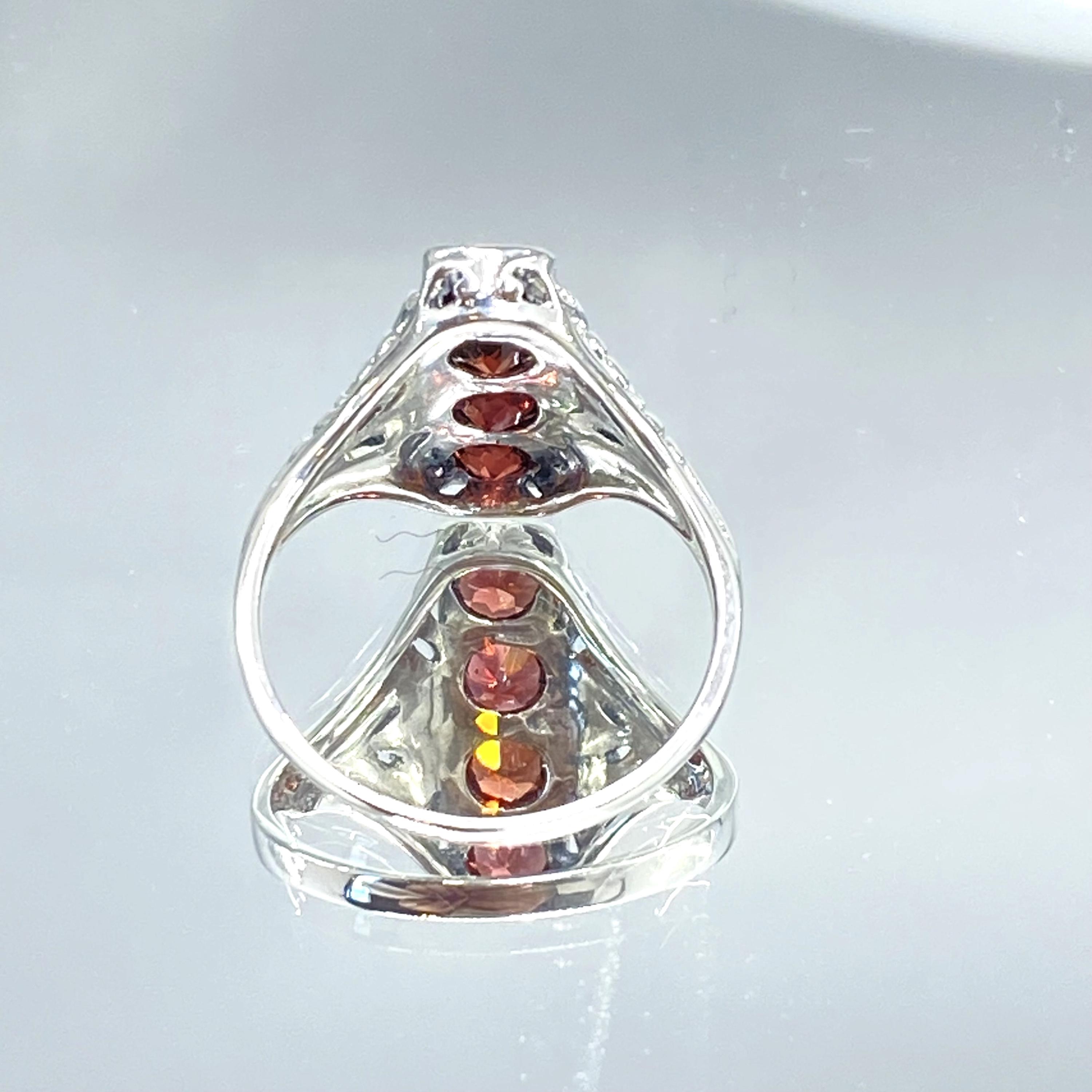 ヴィンテージ リング 宝石 ガーネット マルカジット 銀細工 フィグリー 694 ガーネット オーバル8×6 Wローズカット クラシカルな6角石座 シルバー