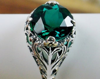Art Deco Ciner Sterling Silver Green Stone Marcasite Ring