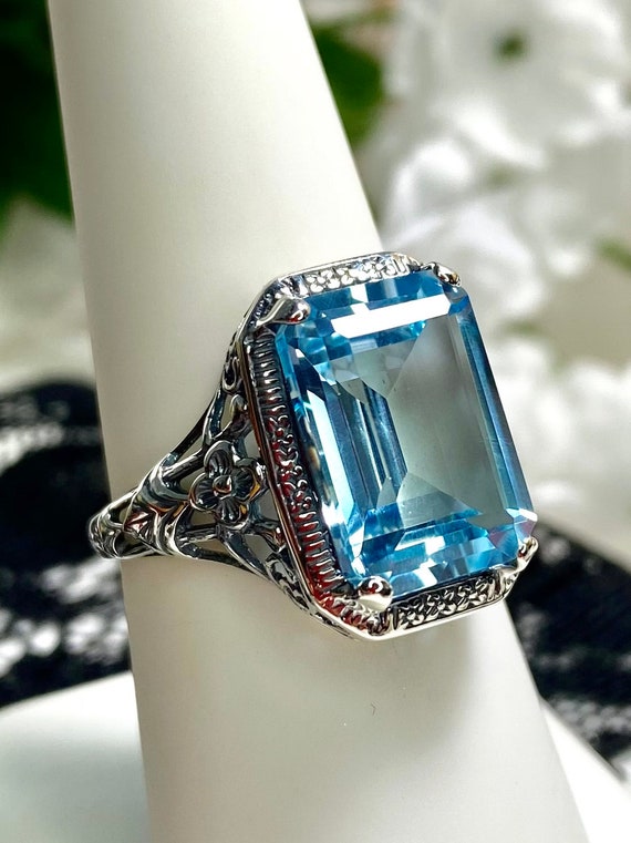 Blue Topaz & White Topaz Ring (BTZ-RR-335.) | Rananjay Exports