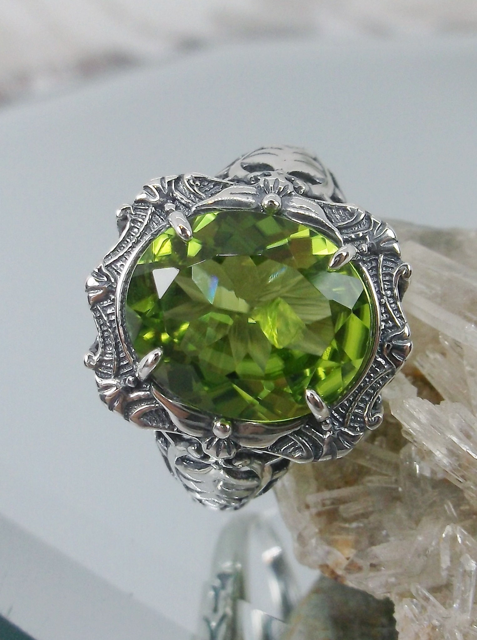 人気 天然ペリドット リング サイズ 6.5 スターリングシルバー/4ct アクセサリー