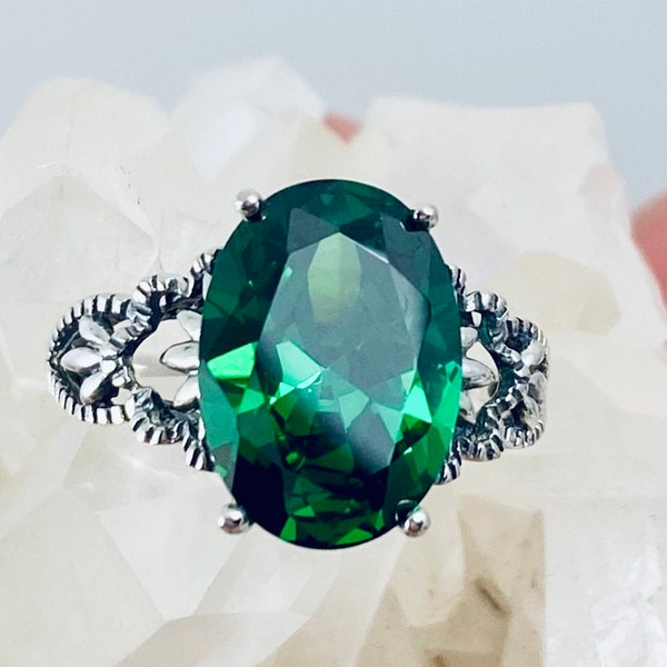 Green Emerald CZ Ring/ Filigree Sterling Silver/ 6ct Oval Cut Cubic Zirconia Gemstone Ace Gothic Leaf Motif [Custom Made] Design#92