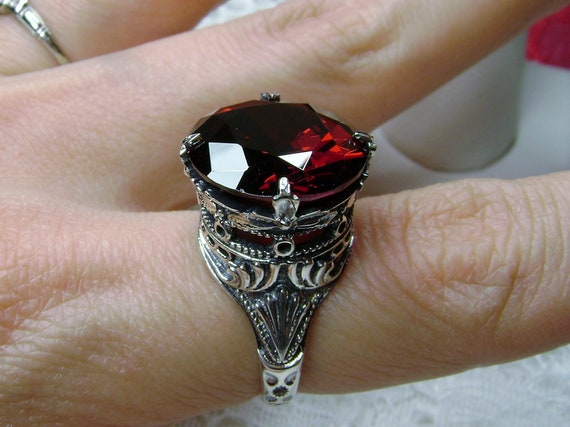 Anello di granato best sale rosso