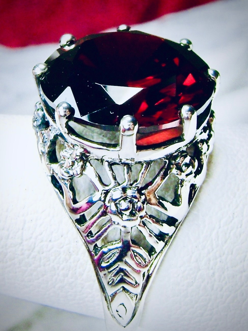ガーネット CZ リング / 925 スターリングシルバー / 6 カラット
