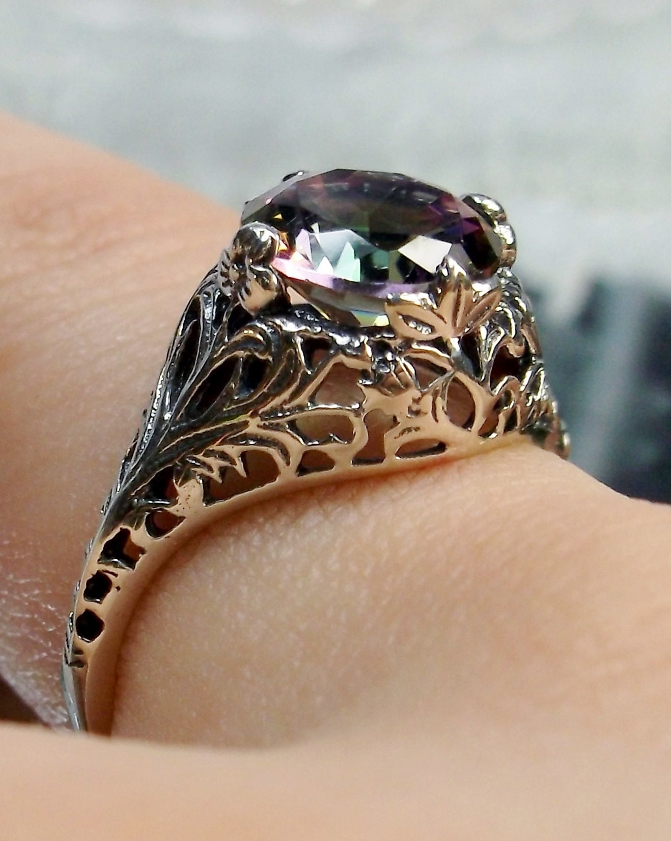 トロイラナー　リング Amazon.com: Vintage Inlay Zircon Four Leaf Clover Finger
