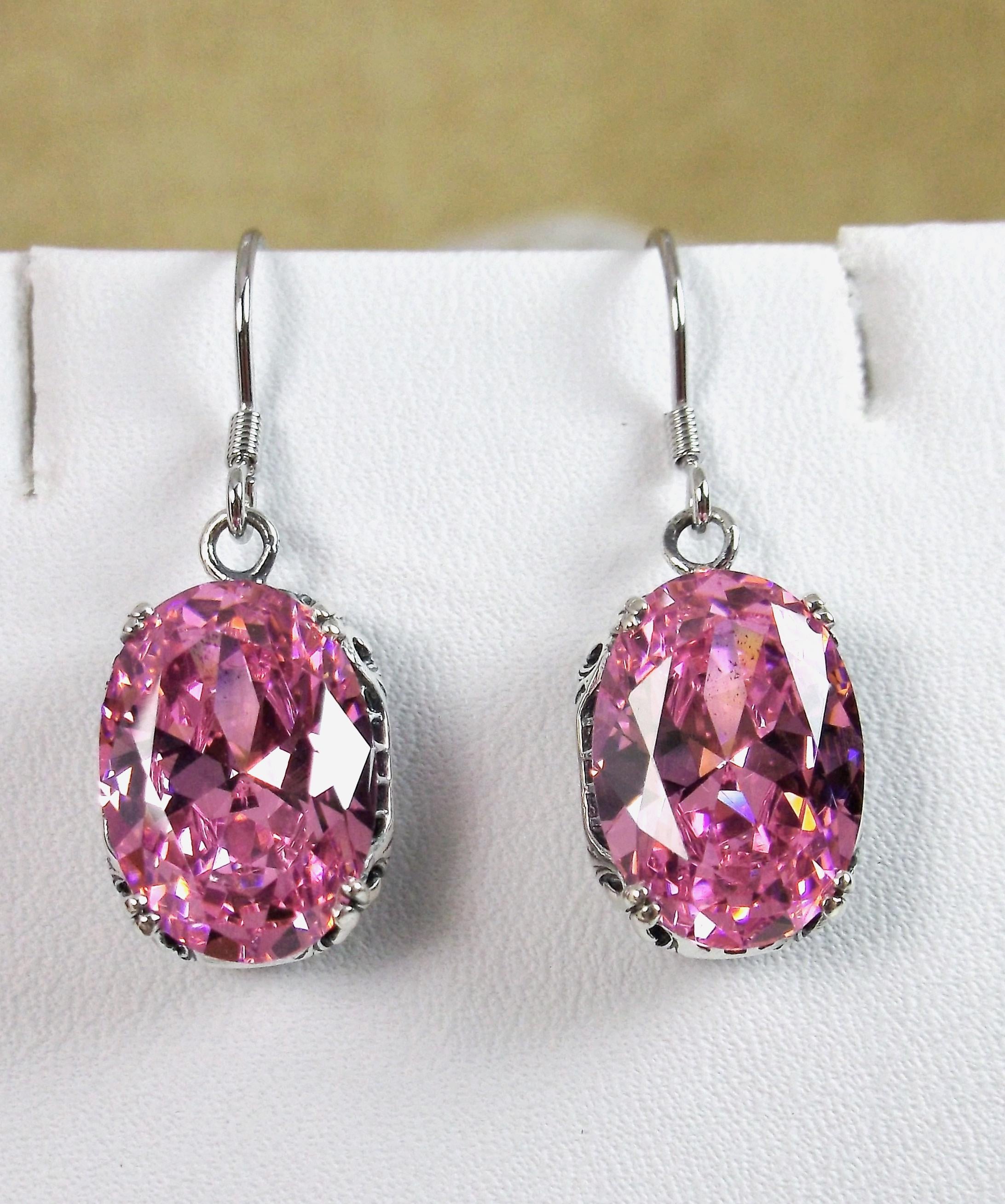 Orecchini a cerchio in argento sterling: grazioso ciondolo con zirconia