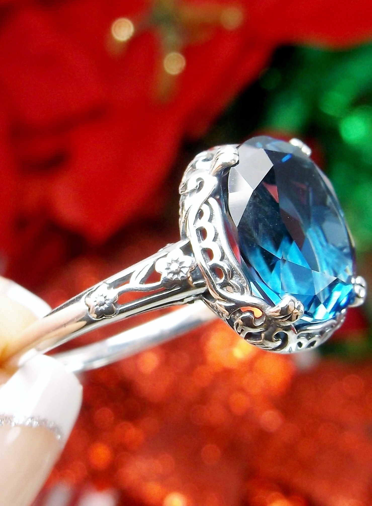 ヴィンテージ リング ロンドンブルートパーズ アールデコ ハンマー彫刻 E53 ヴィンテージ リング ロンドンブルートパーズ アールデコ