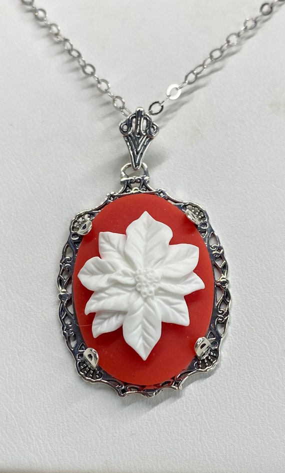 Cameo Pendant/ Sterling Silver 