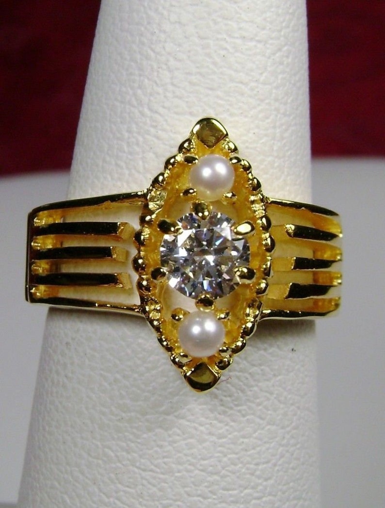 Design#151 Cubic Zirconia and Pearl Sterling Silver /& Yellow Gold Plated Victorian Filigree Ring Size 9