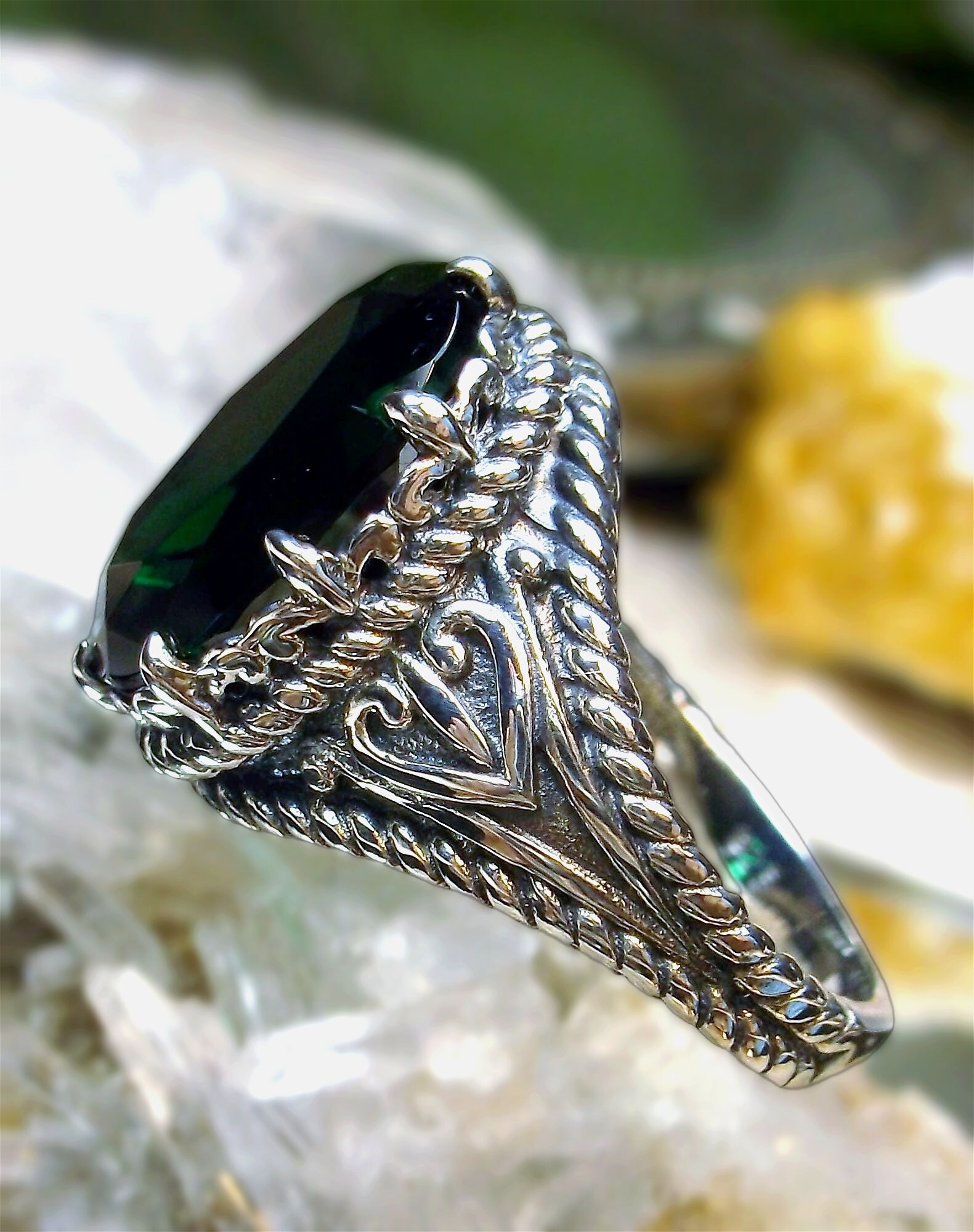 スターリングシルバー 合成グリーンクォーツ ラウンドカット ソリティア スタッドピアス レディース ティーン用 Emerald E 並行輸入品