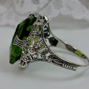 Peridot Green Ring Silver Jewelry Vintage Simulated Gemstone Floral ...