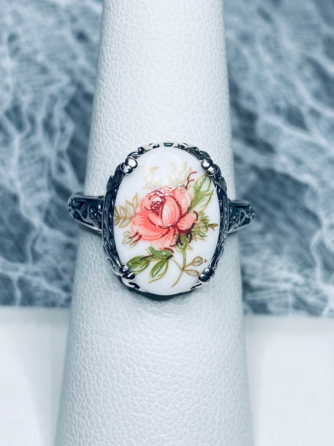 Silver Cameo Flower Ring main image 0