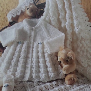 Babys Strickanleitung Cardigan Schal und Booties DK / 4ply 14-18&quot; Brust Vintage
