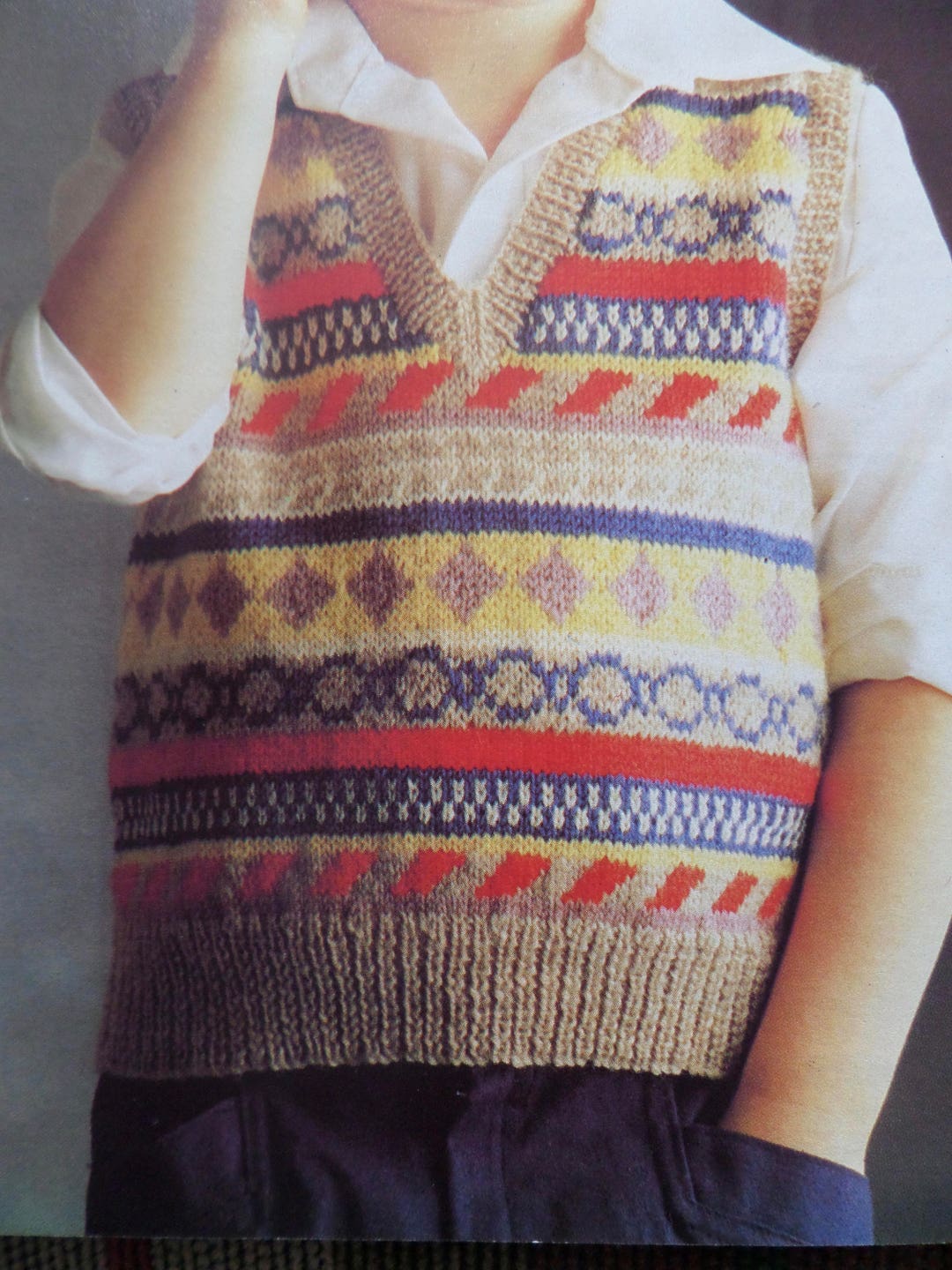 Knitting Pattern Boy Girl Tank Top Fair Isle V Neck 4 Ply 5161 Cm