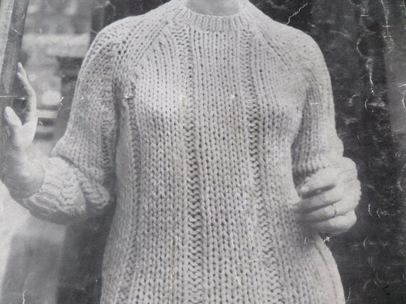 ladies round neck jumper
