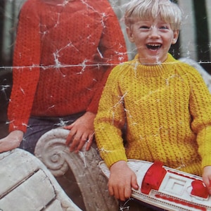 Knitting Pattern Children Girl Boy Turtle Neck Jumper Cable Detail DK 22-33&quot; Vintage