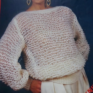 Knitting Pattern Women Ladies Easy Knit Jumper Sweater DK 30-40&quot; Vintage