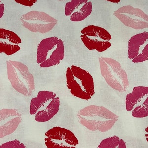Lips bow/ boys bow tie/ dog bow tie/ pet bandana