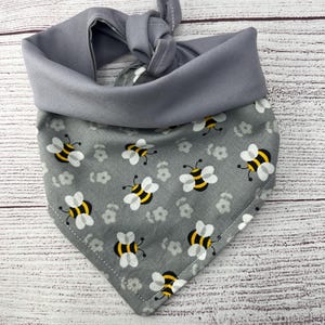 Reversible Bees and Gray bandana