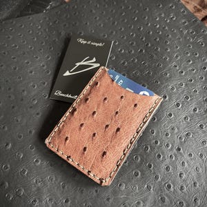 Cartera de piel de avestruz premium hecha a mano / Cartera de piel marrón / Cartera hecha a mano / Cartera cosida a mano / Cartera de hombre / Cartera minimalista