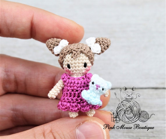 CROCHET TOY PATTERN: Emma and Her Dollhouse english Only 