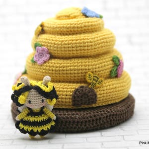 CROCHET PATTERN: Amigurumi Honey Bee in Crochet Beehive English Only image 4