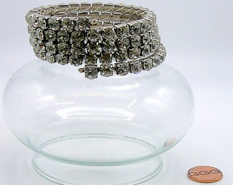 Silver Cup Chain Clear Crystal Rhinestone Memory Wire Bracelet (B610)