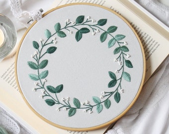 Hand embroidery wreath pattern, Simply wedding DIY gift, Minimalistic leaves border, PDF tutorial with photos, Floral hoop art decoration