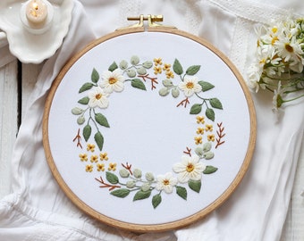 Floral wreath hand embroidery pattern, White and yellow flowers with leaves, Wedding DIY gift, Modern botanical design, 8 inch hoop wall art