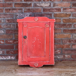 Vintage wooden medicine cabinet, wall cabinet, kitchen cabinet, hallway cabinet, bathroom cabinet, 1930s Denmark, distressed paint