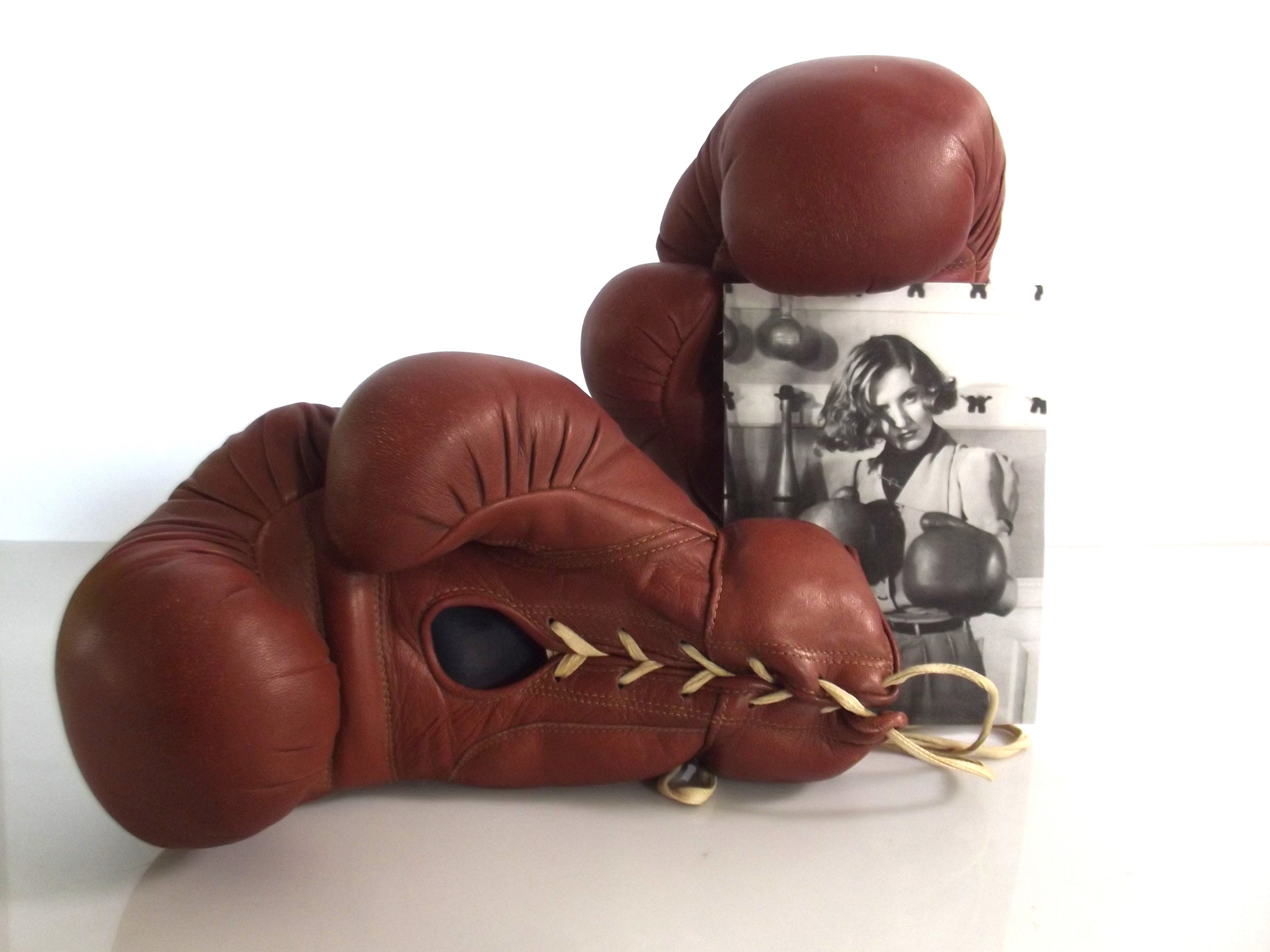 Boxing gloves leather GDR real vintage WEB Gazelle 10 oz.Retro Boxhandschuhe