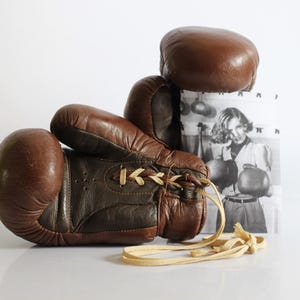 vintage brown leather  boxing gloves, vintage sports decor, vintage boxing, 1950s mid century