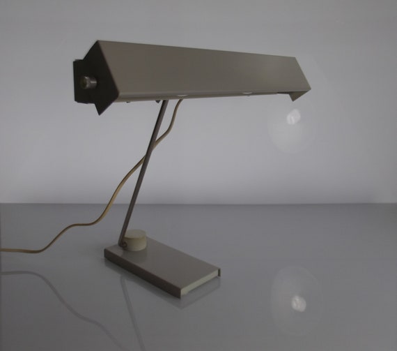 bureaulamp, tafellamp, made by PGH beleugtungskorper, oost Duitsland jaren 60, industriele lamp, design lamp