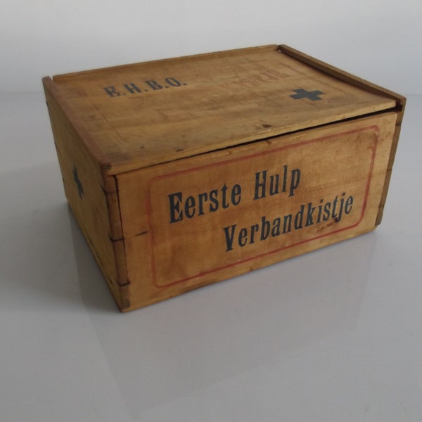houten verbandtrommel, houten verband doos, industriele medicijn kist, jaren 30, EHBO kistje