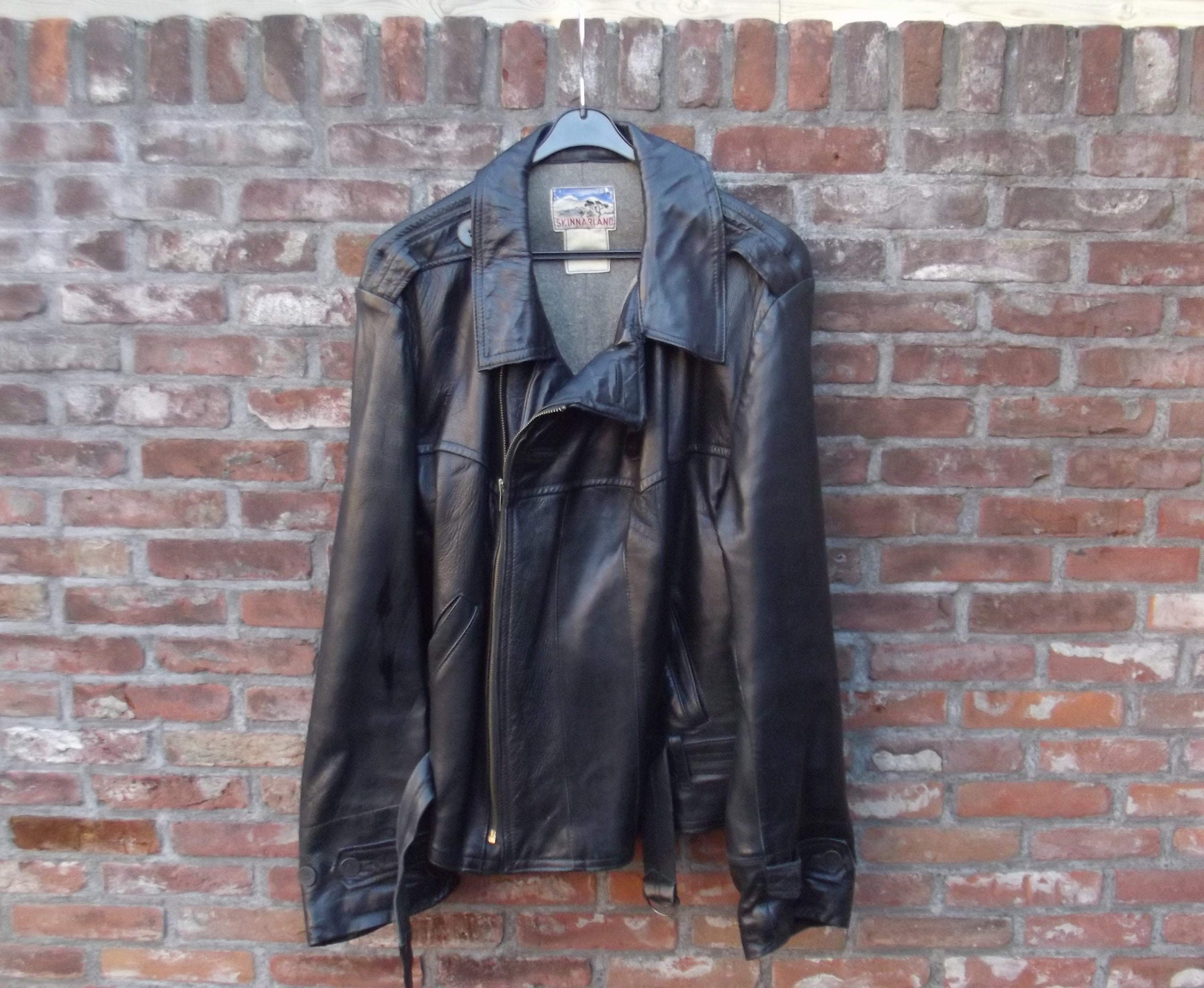 Black Leather Motorcycle Jacket, 1940s, Skinnarland,inreg
