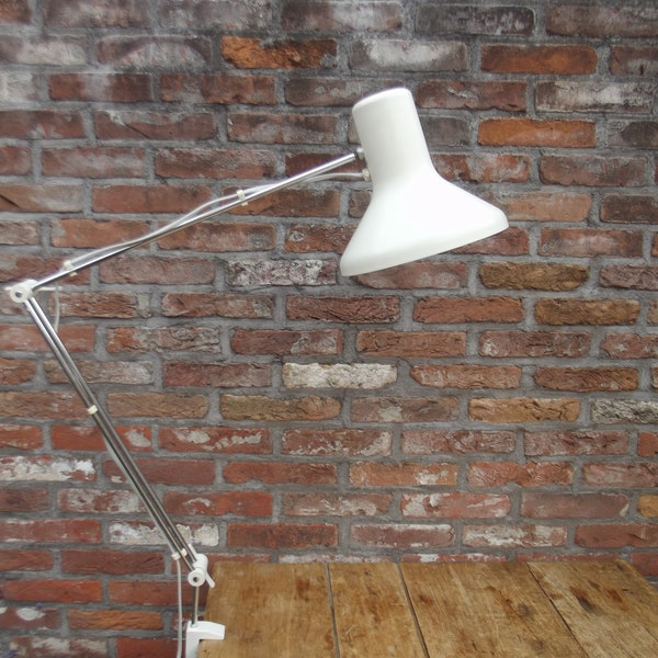 vintage bureaulamp, atelier lamp, studio lamp, tafellamp, werklamp, industriele lamp, jaren 60, design J. Hurka, Napako Tsjechoslowakije