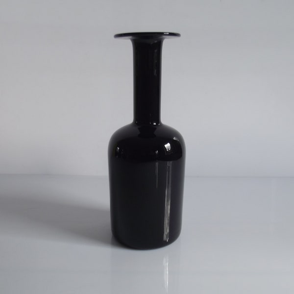 Holmegaard Vase, Designvase, schwarze Glasvase, Design; Otto Brauer, dänisches Glas, skandinavisches Design