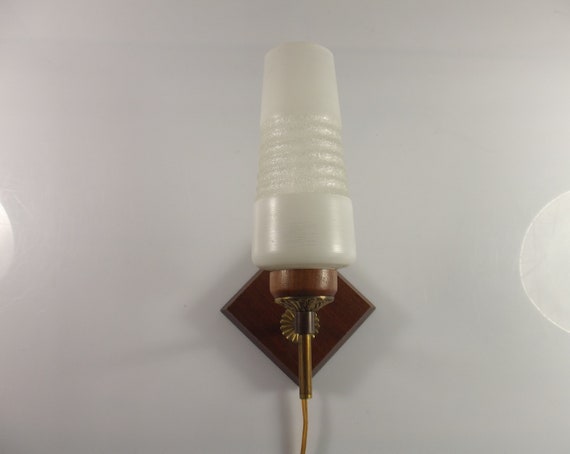 jaren 60 wandlamp, wandlicht, teak en frosted glas, Italiaanse lamp, mid century lamp