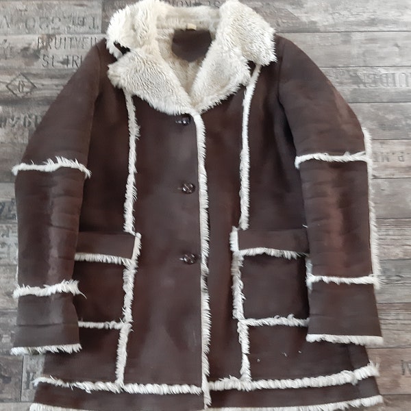 Manteau 1910 en lainage beige et velours marron - Chez Sarah