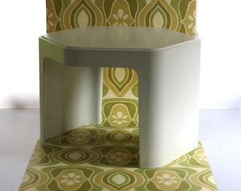 space age table, coffee table, side table, Form Life Collection, design ; Peter Ghyczy, 1970s